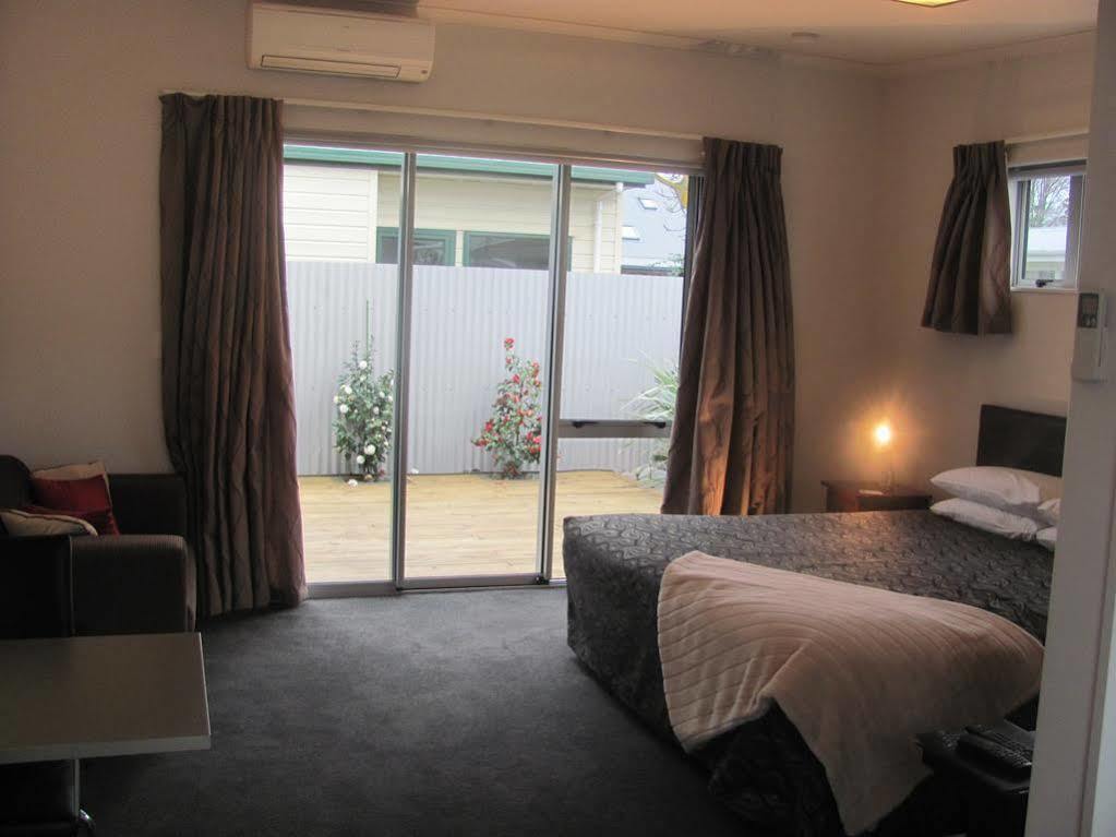 ביאנהיים Two Tree Lodge מראה חיצוני תמונה